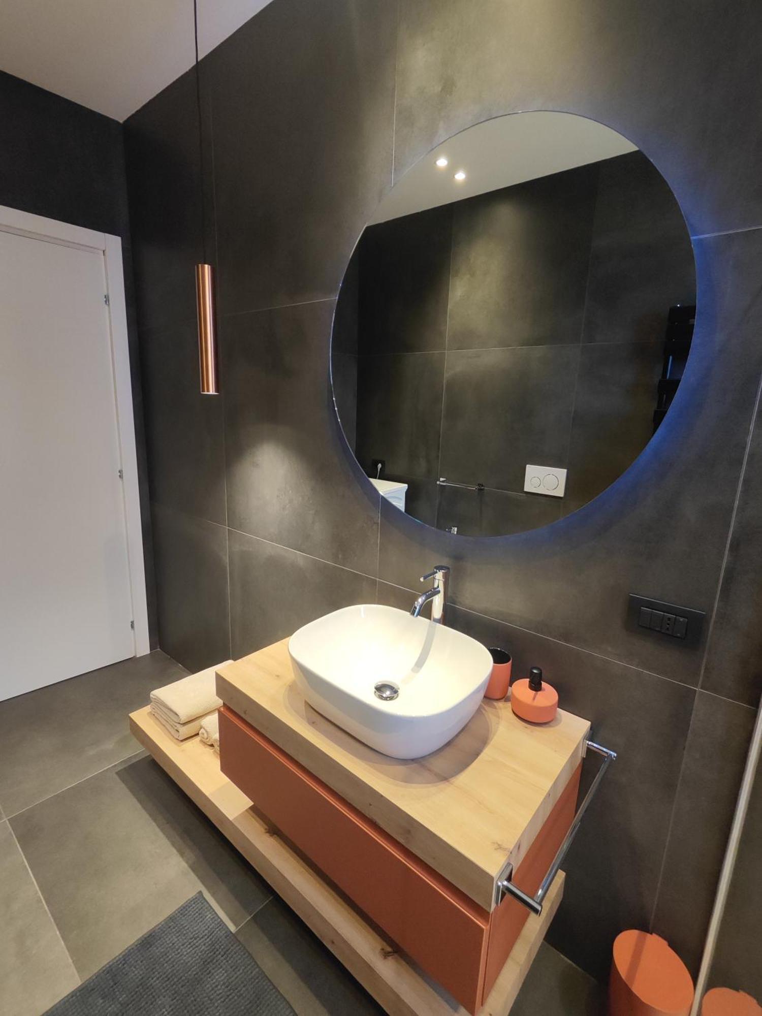 Jasmine Malpensa & Busto Center Apartment บุสโตอาร์ซีซีโอ ห้อง รูปภาพ